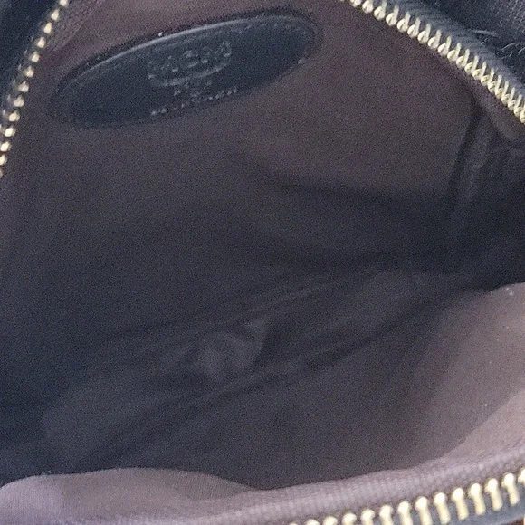 Inspired Crossbody Bag with Red and Green Strap - Picture 6 of 7